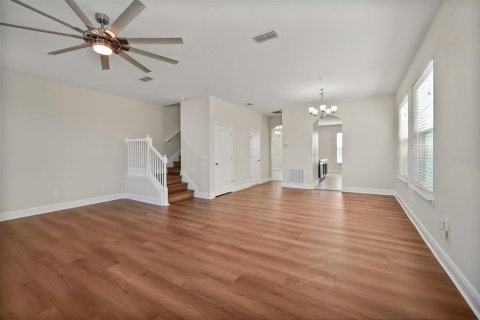 Adosado en venta en Orlando, Florida, 3 dormitorios, 213.3 m2 № 2091561 - foto 8