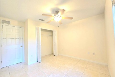 Casa en venta en Sebring, Florida, 3 dormitorios, 142.14 m2 № 1893352 - foto 12