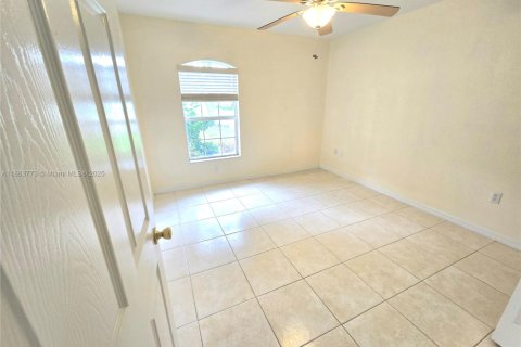Casa en venta en Sebring, Florida, 3 dormitorios, 142.14 m2 № 1893352 - foto 15
