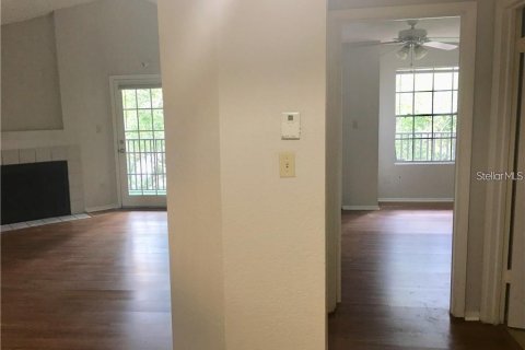 Condo in Altamonte Springs, Florida, 1 bedroom  № 1915149 - photo 5