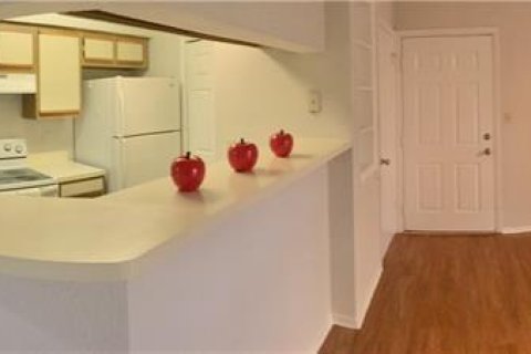 Condo in Altamonte Springs, Florida, 1 bedroom  № 1915149 - photo 4