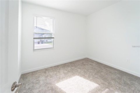 House in Davenport, Florida 4 bedrooms, 195.56 sq.m. № 2212175 - photo 8
