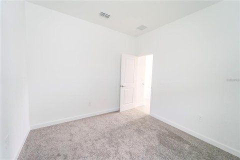 House in Davenport, Florida 4 bedrooms, 195.56 sq.m. № 2212175 - photo 11
