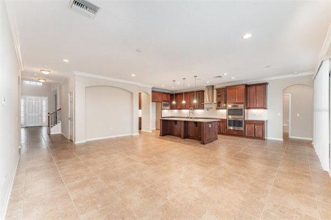 House in Lakeland, Florida 6 bedrooms, 506.69 sq.m. № 1915731 - photo 11