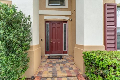 House in Lakeland, Florida 6 bedrooms, 506.69 sq.m. № 1915731 - photo 30