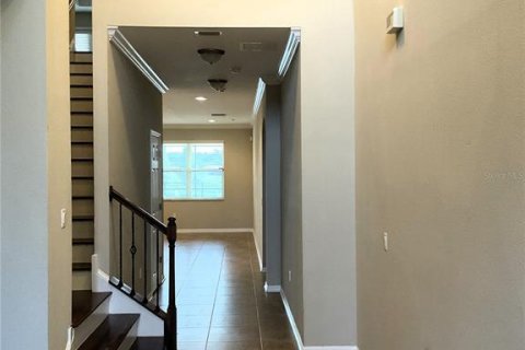 House in Lakeland, Florida 6 bedrooms, 506.69 sq.m. № 1915731 - photo 9