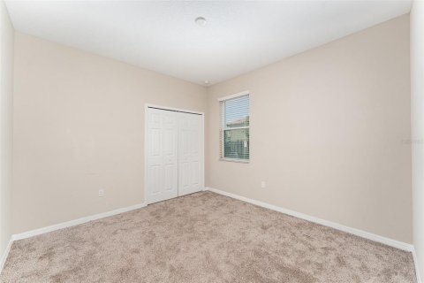 House in Lakeland, Florida 6 bedrooms, 506.69 sq.m. № 1915731 - photo 19