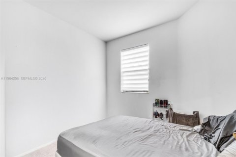 Townhouse in Homestead, Florida 3 bedrooms, 140.65 sq.m. № 2026750 - photo 10