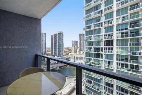 Copropriété à vendre à Miami, Floride: 1 chambre, 66.8 m2 № 2056863 - photo 18