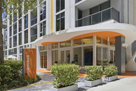 Copropriété à vendre à Miami, Floride: 1 chambre, 66.8 m2 № 2056863 - photo 1