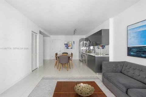 Copropriété à vendre à Miami, Floride: 1 chambre, 66.8 m2 № 2056863 - photo 6