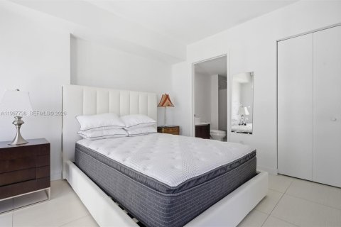 Copropriété à vendre à Miami, Floride: 1 chambre, 66.8 m2 № 2056863 - photo 13