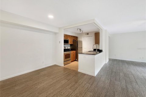 Copropriété à louer à Palm Harbor, Floride: 1 chambre, 76.83 m2 № 2401147 - photo 11