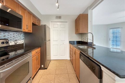 Copropriété à louer à Palm Harbor, Floride: 1 chambre, 76.83 m2 № 2401147 - photo 9