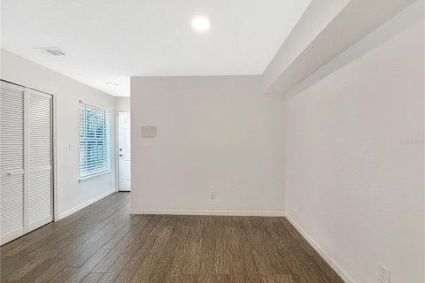 Copropriété à louer à Palm Harbor, Floride: 1 chambre, 76.83 m2 № 2401147 - photo 5