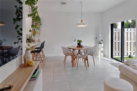 Купить таунхаус в Хомстед, Флорида 3 спальни, № 2050610 - фото 25