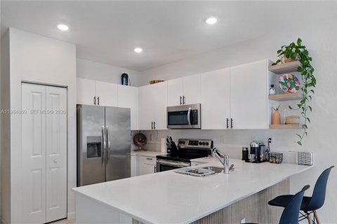 Купить таунхаус в Хомстед, Флорида 3 спальни, № 2050610 - фото 22