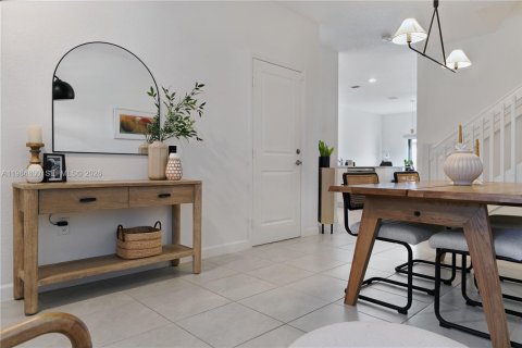 Купить таунхаус в Хомстед, Флорида 3 спальни, № 2050610 - фото 12