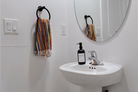 Купить таунхаус в Хомстед, Флорида 3 спальни, № 2050610 - фото 29