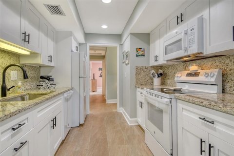 Casa en venta en Sarasota, Florida, 2 dormitorios, 117.43 m2 № 1854359 - foto 22