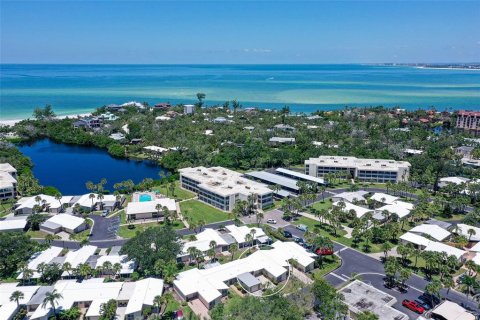Casa en venta en Sarasota, Florida, 2 dormitorios, 117.43 m2 № 1854359 - foto 2