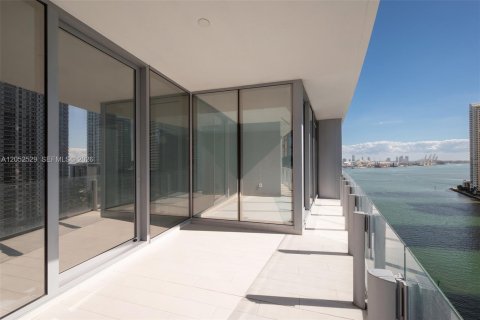 Condominio en venta en Miami, Florida, 2 dormitorios, 144.18 m2 № 2150421 - foto 21