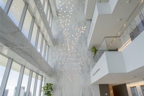 Condominio en venta en Miami, Florida, 2 dormitorios, 144.18 m2 № 2150421 - foto 9