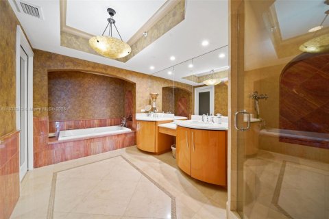 Condominio en alquiler en Sunny Isles Beach, Florida, 3 dormitorios, 205.69 m2 № 1943238 - foto 26