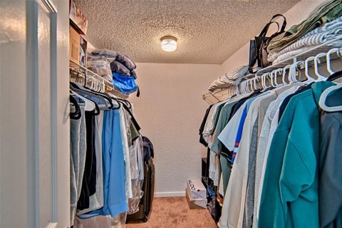 Condo in Gainesville, Florida, 3 bedrooms  № 2204832 - photo 15