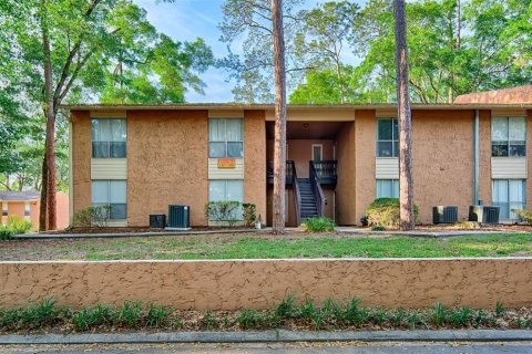 Condo in Gainesville, Florida, 3 bedrooms  № 2204832 - photo 2