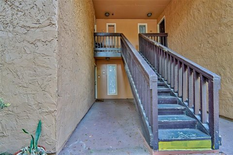 Condo in Gainesville, Florida, 3 bedrooms  № 2204832 - photo 4