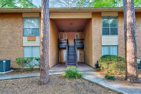 Condo in Gainesville, Florida, 3 bedrooms  № 2204832 - photo 3