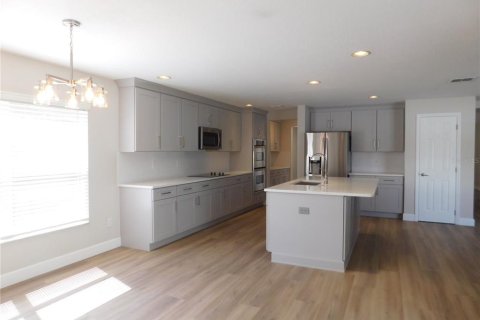 Villa ou maison à louer à Orlando, Floride: 3 chambres, 271.18 m2 № 2413647 - photo 11