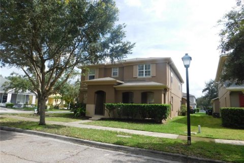 Villa ou maison à louer à Orlando, Floride: 3 chambres, 271.18 m2 № 2413647 - photo 2