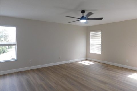 Villa ou maison à louer à Orlando, Floride: 3 chambres, 271.18 m2 № 2413647 - photo 30