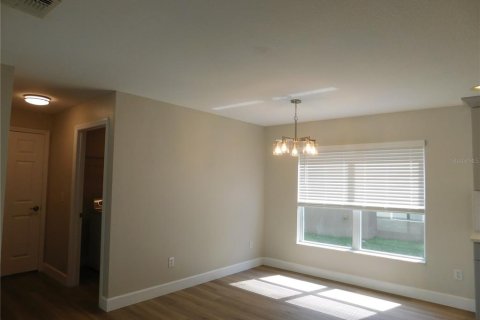 Villa ou maison à louer à Orlando, Floride: 3 chambres, 271.18 m2 № 2413647 - photo 22