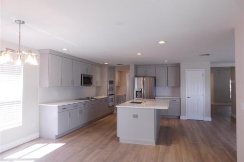 Villa ou maison à louer à Orlando, Floride: 3 chambres, 271.18 m2 № 2413647 - photo 10