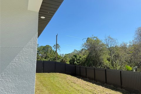 Купить виллу или дом в Лихай-Эйкерс, Флорида 3 спальни, 130.99м2, № 1948773 - фото 27