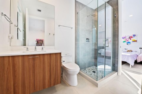 Adosado en venta en Fort Lauderdale, Florida, 4 dormitorios, 230.68 m2 № 2085096 - foto 23