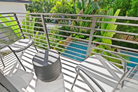 Adosado en venta en Fort Lauderdale, Florida, 4 dormitorios, 230.68 m2 № 2085096 - foto 18
