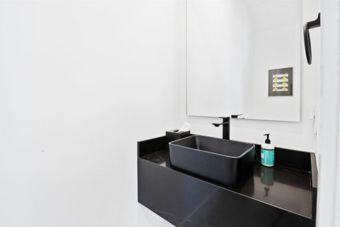 Adosado en venta en Fort Lauderdale, Florida, 4 dormitorios, 230.68 m2 № 2085096 - foto 11