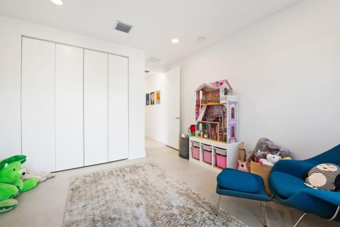 Adosado en venta en Fort Lauderdale, Florida, 4 dormitorios, 230.68 m2 № 2085096 - foto 27