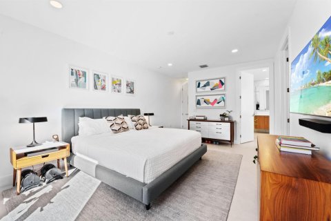 Adosado en venta en Fort Lauderdale, Florida, 4 dormitorios, 230.68 m2 № 2085096 - foto 16