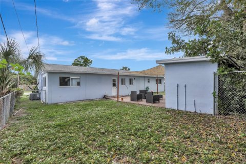 Villa ou maison à vendre à Pompano Beach, Floride: 4 chambres, 137.03 m2 № 1151599 - photo 1