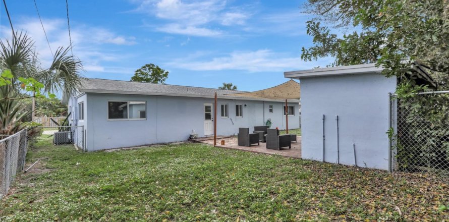 Villa ou maison à Pompano Beach, Floride 4 chambres, 137.03 m2 № 1151599