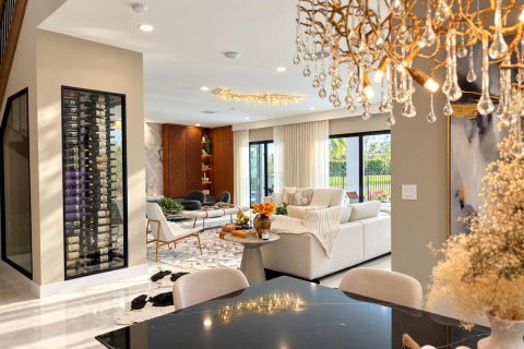 House in Boca Raton, Florida 6 bedrooms, 495.17 sq.m. № 2429698 - photo 12