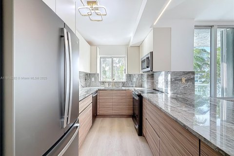 Снять в аренду кондоминиум в Майами-Бич, Флорида 3 спальни, 129.13м2, № 1969924 - фото 13