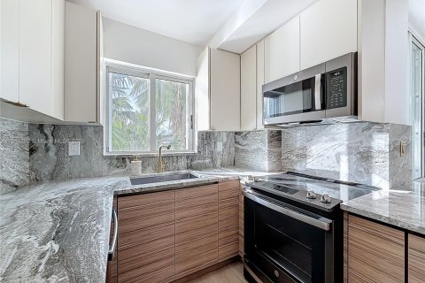 Снять в аренду кондоминиум в Майами-Бич, Флорида 3 спальни, 129.13м2, № 1969924 - фото 14