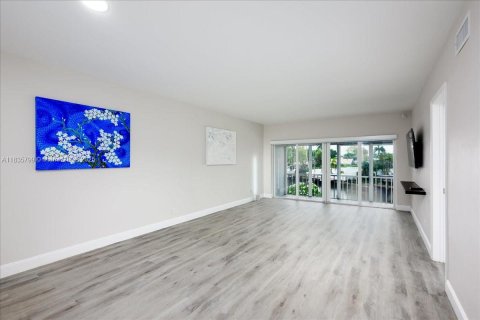 Copropriété à vendre à Fort Lauderdale, Floride: 2 chambres, 94.76 m2 № 1823702 - photo 7