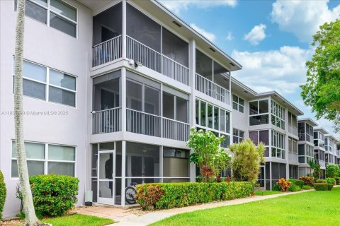 Copropriété à vendre à Fort Lauderdale, Floride: 2 chambres, 94.76 m2 № 1823702 - photo 17